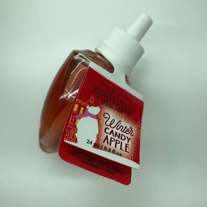 Bath and Bodyworks Winter Candy Apply Wallflower Refill
